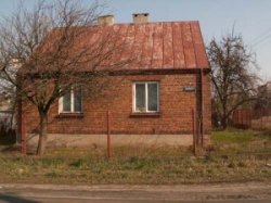 Dom z czerwonej cegły